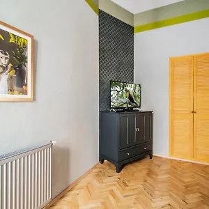 3bdr Oasis In The Heart Of Prague