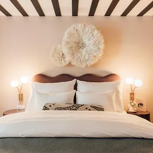  Hotel Clemonte - Your Reception-less Boutique Hideaway